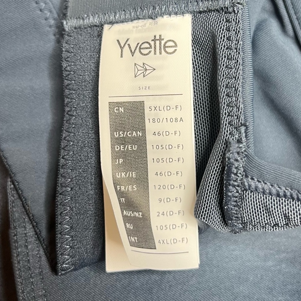 NWT Yvette Black Sports Bra Size 46D-F - Picture 3 of 3